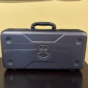 Yamaha Trumpet Hard Instrument Case with Handle Black and Gray